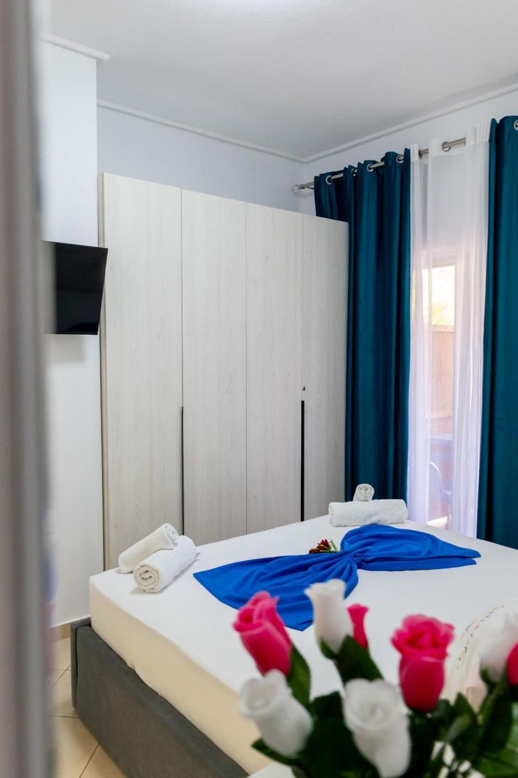 Vila Basho Sarandë Esterno foto